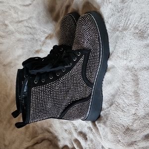 Madden Girl Kurrt Rhinestone boots